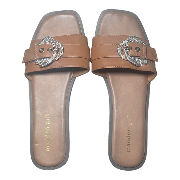 MADDEN GIRL Cognac with Rhinestone Buckle Slides 9 NWT - Picture 2 of 7